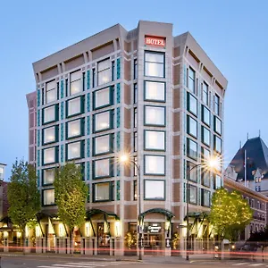 The Magnolia & 5* Victoria