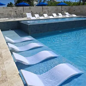 Playa Juan Dolio, Rd-acceso Privado A La Playa Justo Al Frente En 1ra Linea, Areas Sociales, Bbq, Piscina, Gazebos-parqueo-wifi-netflix-al Lado De Minimarket, Restaurantes, Bares, Tiendas, Clubes De Playa, Campos De Golf, Bancos Comerciales Y Mas Apartamento Guayacanes
