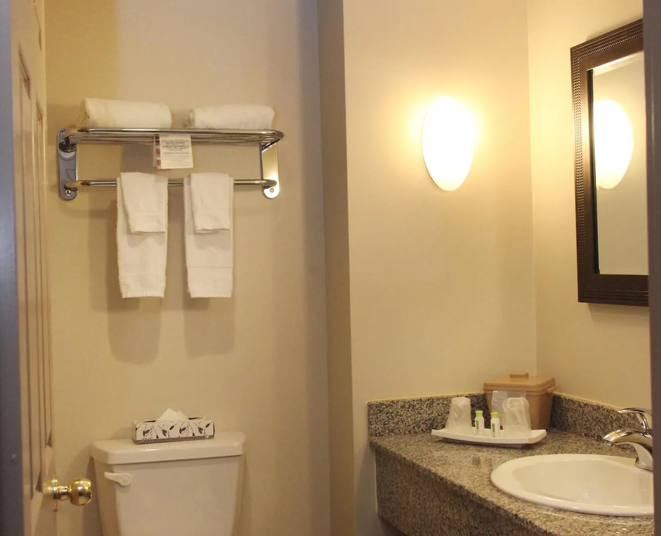 Montecassino Hotel&Suites Toronto Hotel
