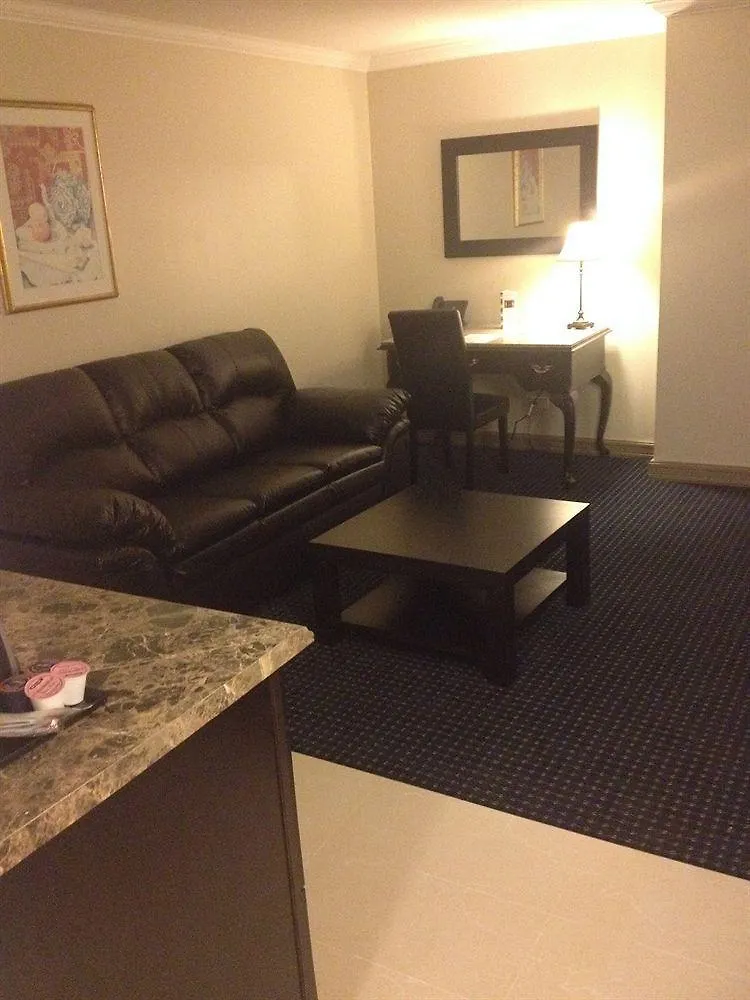 Montecassino Hotel & Suites Toronto