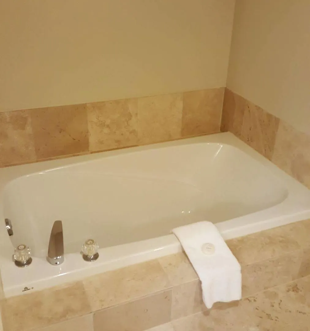 Montecassino Hotel & Suites Toronto