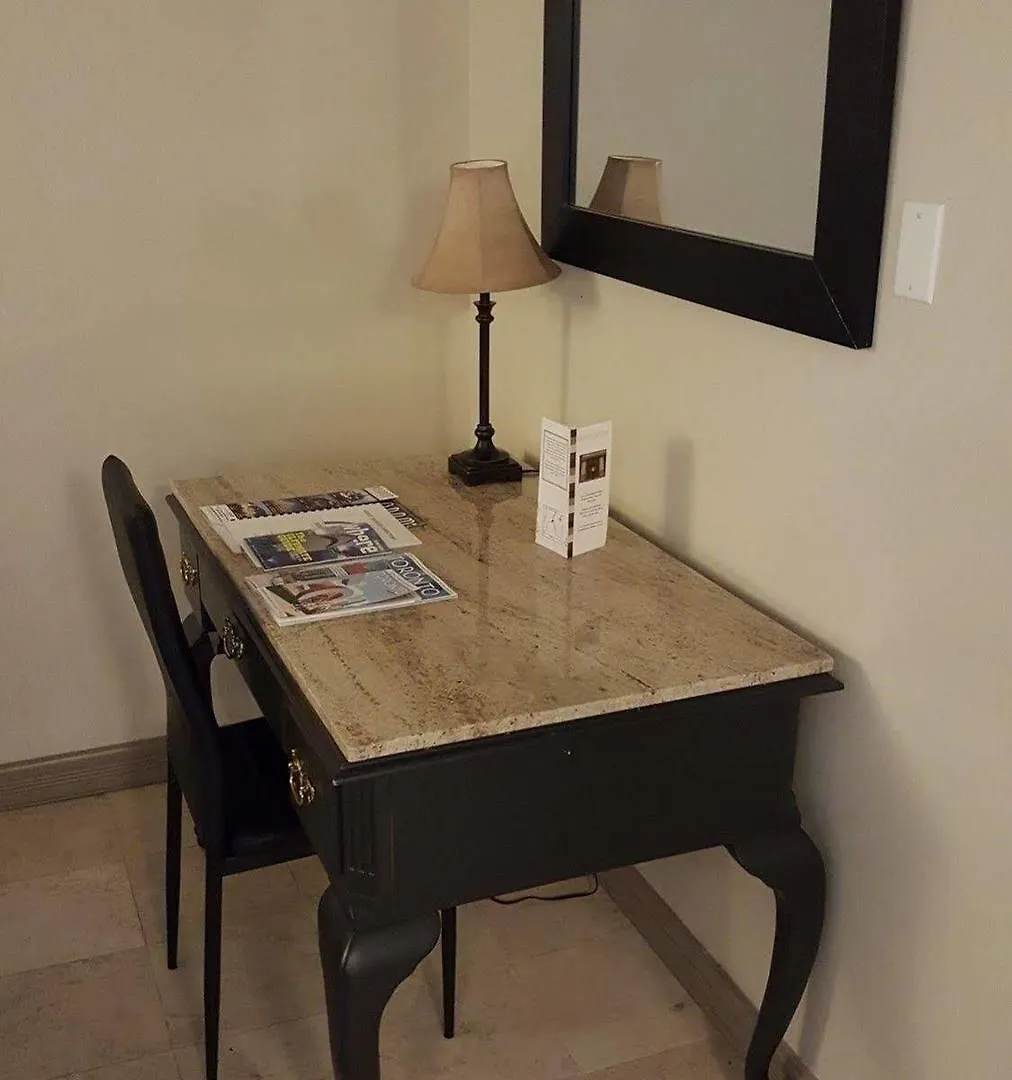 Montecassino Hotel & Suites Toronto 3*,  Kanada