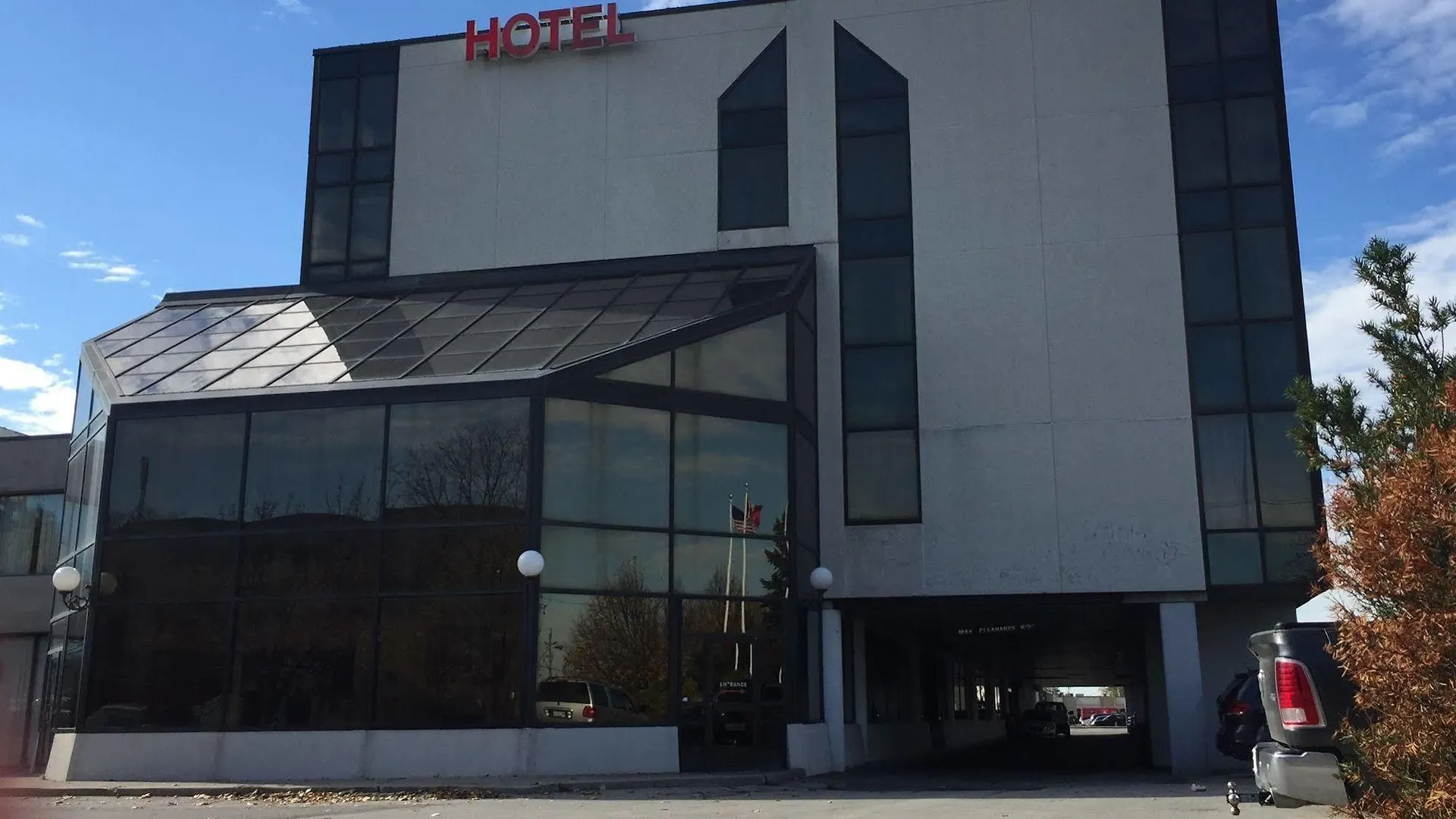Montecassino Hotel & Suites Toronto