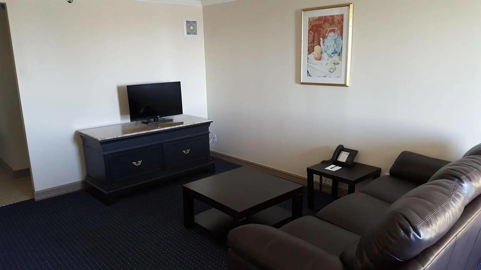 Montecassino Hotel & Suites Toronto